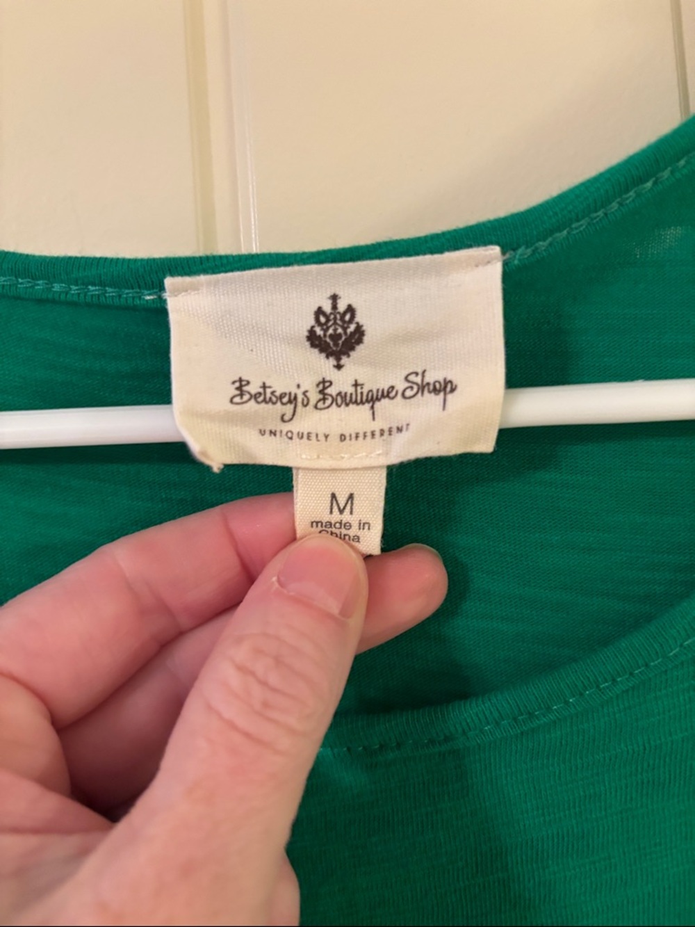 Green Cold-Shoulder Ruffle Sleeve Tank Top - Picture 2 of 2
